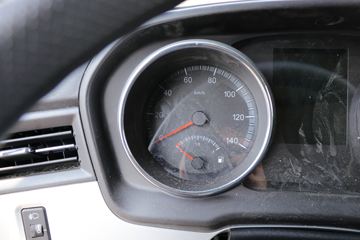 �������ó� ���KR 190���� 4X2 8����ʽ�ػ���(����)(�߶�)ͼƬ