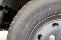 东风商用车 天锦KR 190马力 4X2 6.8米仓栅式载货车(国六)(DFH5160CCYEX5A)