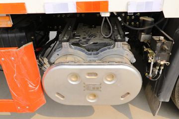 �������ó� ���KR 190���� 4X2 8����ʽ�ػ���(����)(�߶�)ͼƬ