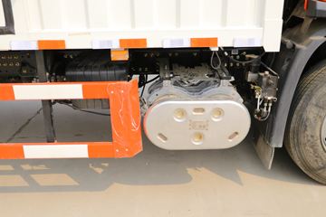 �������ó� ���KR 190���� 4X2 8����ʽ�ػ���(����)(�߶�)ͼƬ