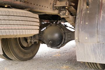 �������ó� ���KR 190���� 4X2 8����ʽ�ػ���(����)(�߶�)ͼƬ