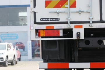 �������ó� ���KR 190���� 4X2 8����ʽ�ػ���(����)(�߶�)ͼƬ