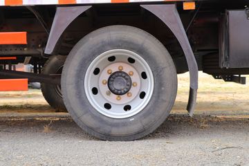 �������ó� ���KR 190���� 4X2 8����ʽ�ػ���(����)(�߶�)ͼƬ