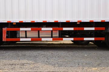 �������ó� ���KR 190���� 4X2 8����ʽ�ػ���(����)(�߶�)ͼƬ