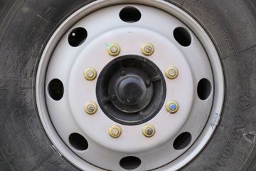 �������ó� ���KR 190���� 4X2 8����ʽ�ػ���(����)(�߶�)ͼƬ