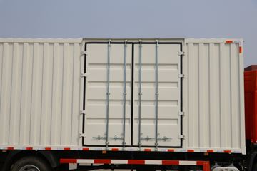 �������ó� ���KR 190���� 4X2 8����ʽ�ػ���(����)(�߶�)ͼƬ