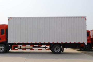 �������ó� ���KR 190���� 4X2 8����ʽ�ػ���(����)(�߶�)ͼƬ