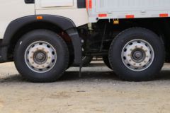 中国重汽 HOWO T5G重卡 270马力 6X2 7.8米栏板载货车(国六)(ZZ1257N56CGF1)