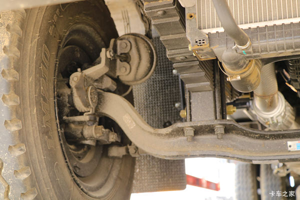 �������񶫷����ó����VR 185���� 4X2 6.75�ײ�դʽ