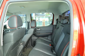 拓陆者驭途&nbsp;皮卡驾驶室                                               图片