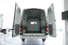 福田 图雅诺智蓝 4.3T 5.99米纯电动物流高端运输车(续航350km)79.92kWh