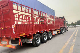 仓栅式半挂车&nbsp;仓栅式半挂车外观图片