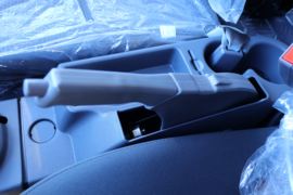 骏铃EV5(原帅铃i5)&nbsp;电动载货车内饰图片