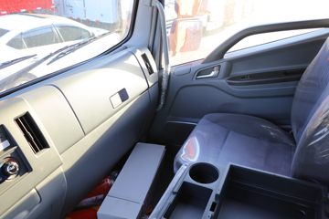 ���� �����A6LII�п� 220���� 4X2 6.8�������ػ���(����)(HFC1161P3K2A50KS)ͼƬ