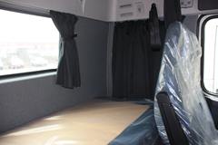 沃尔沃 FM重卡 400马力 6X4 牵引车