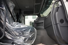 沃尔沃 FM重卡 400马力 6X4 牵引车