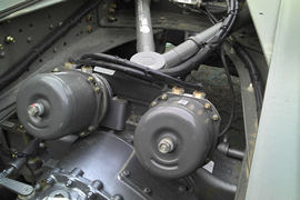 重汽豪沃(HOWO)底盘&nbsp;混凝土搅拌车底盘                                                图片