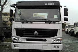 重汽豪沃(HOWO)底盘&nbsp;混凝土搅拌车外观                                                图片