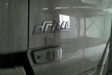 东风商用车底盘&nbsp;混凝土搅拌车外观                                                图片