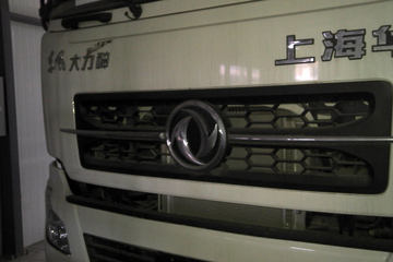 东风商用车底盘&nbsp;混凝土搅拌车外观                                                图片