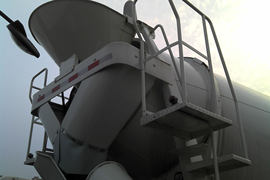 日野底盘&nbsp;混凝土搅拌车上装                                                图片