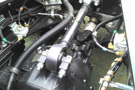 日野底盘&nbsp;混凝土搅拌车底盘                                                图片