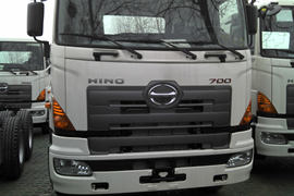 日野底盘&nbsp;混凝土搅拌车外观                                                图片