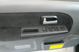 萨普V&nbsp;皮卡驾驶室                                               图片