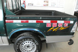 萨普T 皮卡外观                                                图片