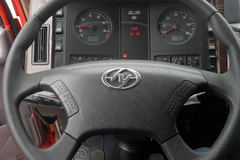 红岩 金刚 290马力 6X4 5.4米自卸车(CQ3254SMG364)