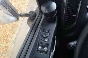 �ൺ��� JH6�ؿ� �캽�� 460���� 8X4 9.5��AMT�Զ�����ʽ�ػ���(CA5320XXYP25K2L7T4E5A80)ͼƬ