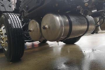 �ൺ��� JH6�ؿ� �캽�� 460���� 8X4 9.5��AMT�Զ�����ʽ�ػ���(CA5320XXYP25K2L7T4E5A80)ͼƬ