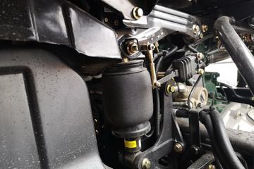 �ൺ��� JH6�ؿ� �캽�� 460���� 8X4 9.5��AMT�Զ�����ʽ�ػ���(CA5320XXYP25K2L7T4E5A80)ͼƬ