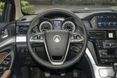 大运皮卡 2020款 尊享型 2.4T汽油 218马力 6挡手动 四驱 标轴双排皮卡