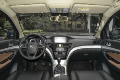 大运皮卡 2020款 尊享型 2.4T汽油 218马力 6挡手动 四驱 标轴双排皮卡