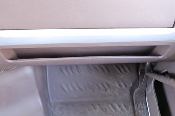 �������� ����T5 270���� 4X2 ����ǣ����(LZ5180TBQG2AB)ͼƬ