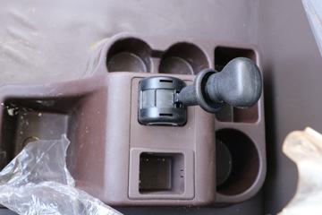 �������� ����T5 270���� 4X2 ����ǣ����(LZ5180TBQG2AB)ͼƬ