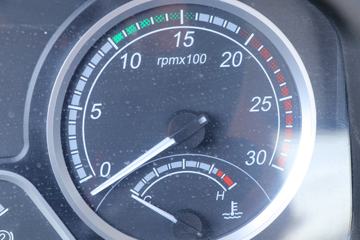 �������� ����T5 270���� 4X2 ����ǣ����(LZ5180TBQG2AB)ͼƬ