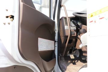 �������� ����T5 270���� 4X2 ����ǣ����(LZ5180TBQG2AB)ͼƬ