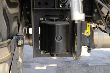 �������� ����T5 270���� 4X2 ����ǣ����(LZ5180TBQG2AB)ͼƬ