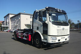 一汽解放底盘&nbsp;垃圾运输车外观图片