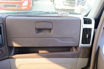  ³M3 200 4X2 6.8ʽػ(LZ5161XXYM3AC1)ͼƬ