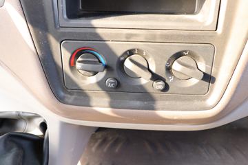  ³M3 200 4X2 6.8ʽػ(LZ5161XXYM3AC1)ͼƬ