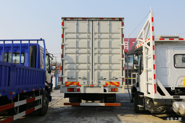 新乘龙M3载货车上海如祥火热促销中 让利高达3.88万