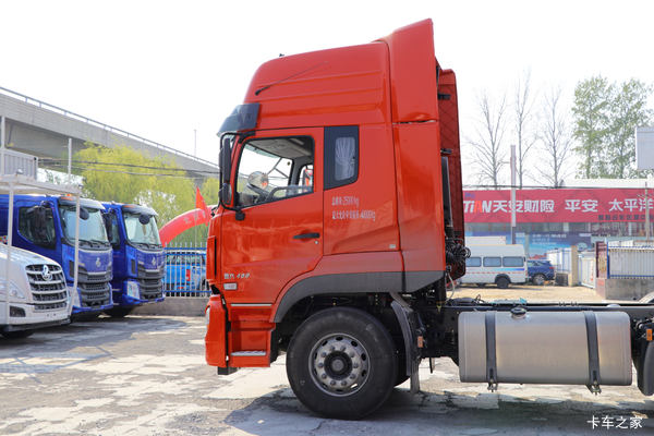 东风天龙VL牵引车,最高让利可达0.3万元