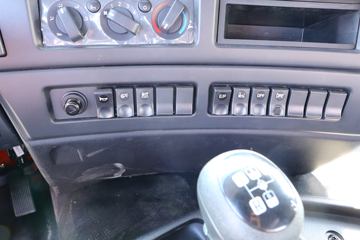 �������ó� ����VL�ؿ� 400���� 4X2ǣ����(����)ͼƬ