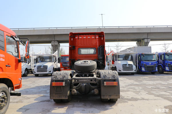 东风天龙VL牵引车,最高让利可达0.3万元