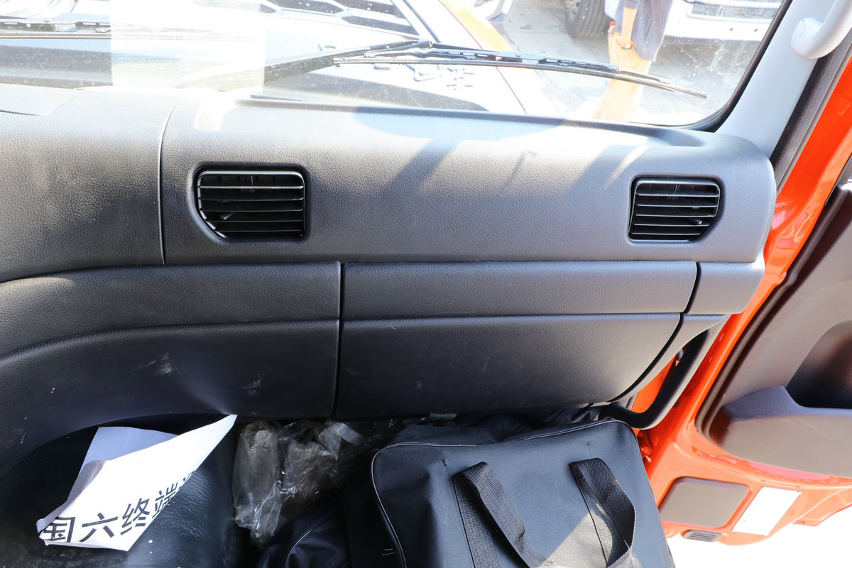 �������ó� ����VL�ؿ� 400���� 6X4ǣ����(����)(DFH4250A13)��ʻ��                                               