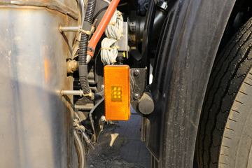 �������ó� ����VL�ؿ� 400���� 4X2ǣ����(����)ͼƬ