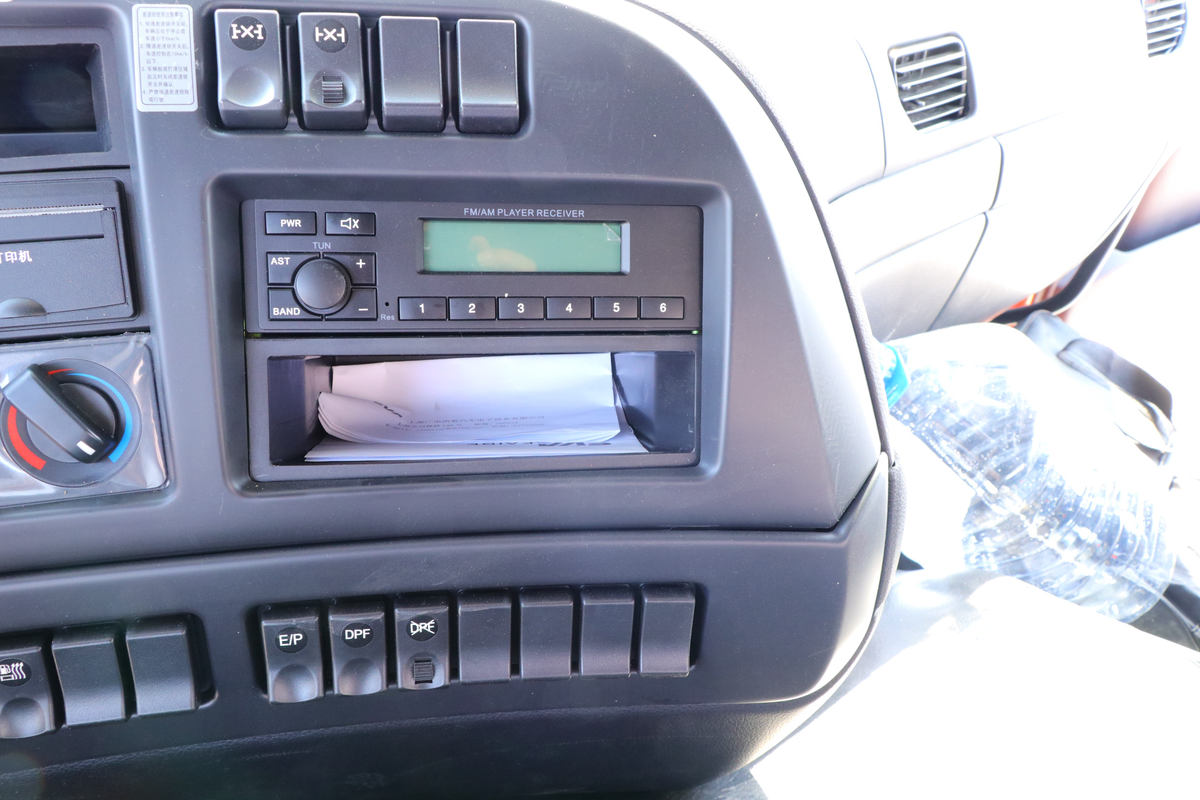 �������ó� ����VL�ؿ� 400���� 6X4ǣ����(����)(DFH4250A13)��ʻ��                                               